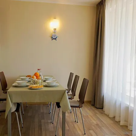 B - бийч B Apartamento *