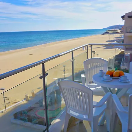 B - бийч B Obzor