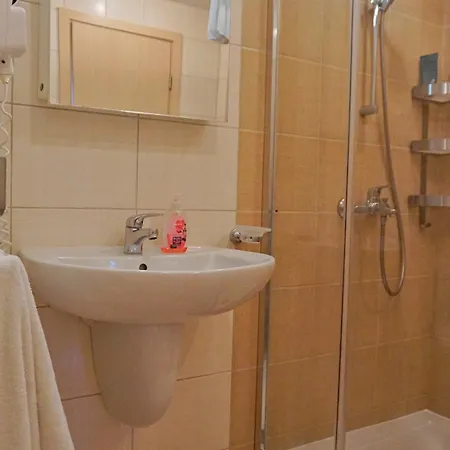 B - бийч B Obzor