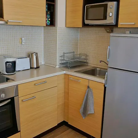 B - бийч B Apartament Obzor
