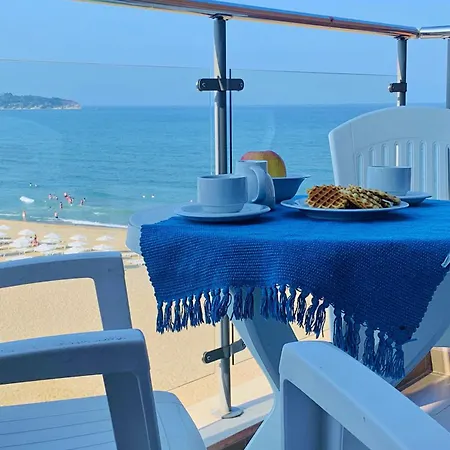 Apartament B - бийч B