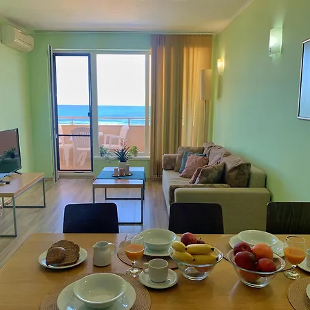 B - бийч B Обзор