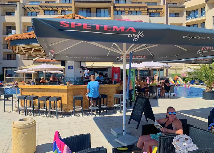 B - бийч B Obzor