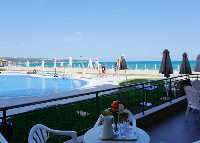 B - бийч B Daire *